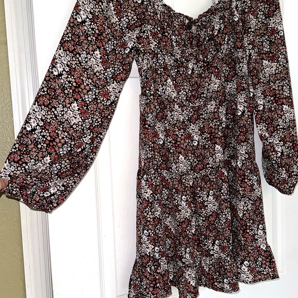 No Comment Floral Off the Shoulder Short/mini Dress - Picture 2 of 9